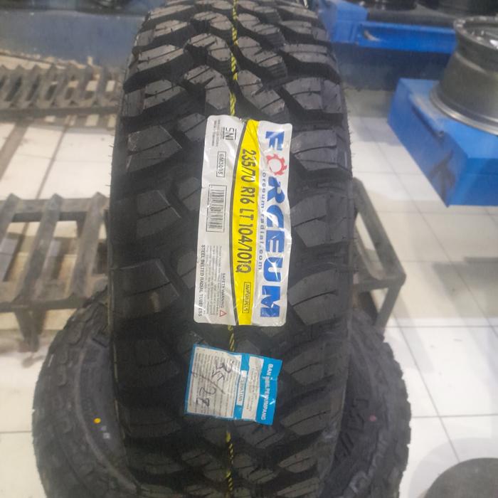 235 70 16 forceum MT 08