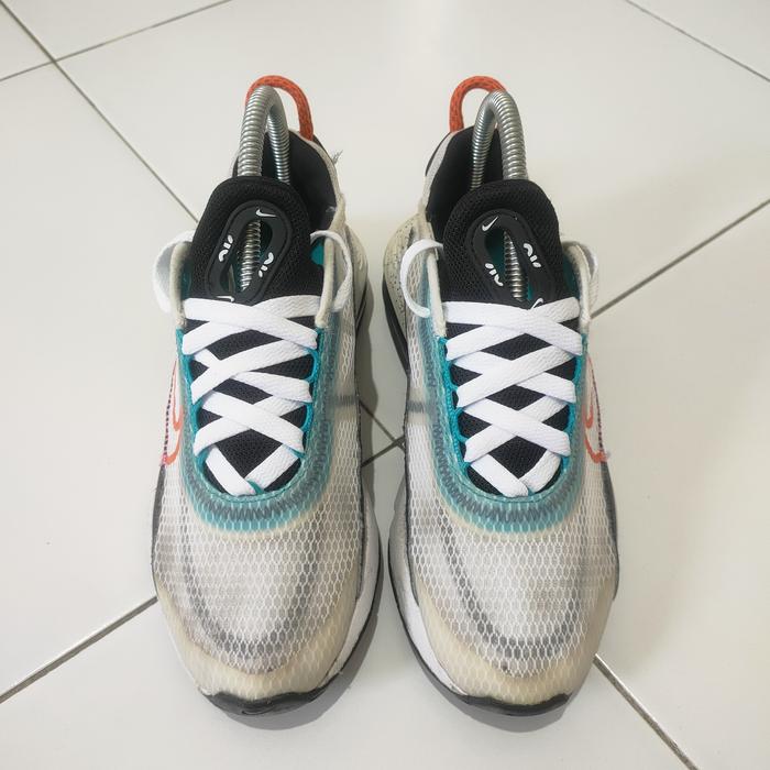 SEPATU SECOND NIKE AIR MAX 2090 (CJ4066-106) SIZE 36