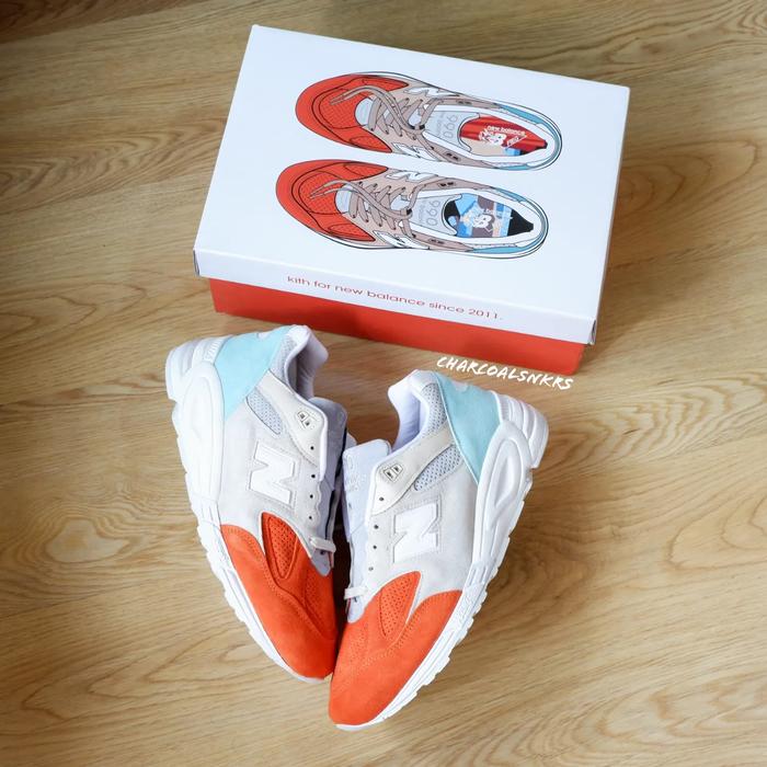 Kith x New Balance 990v2 "Cyclades" M990KC2