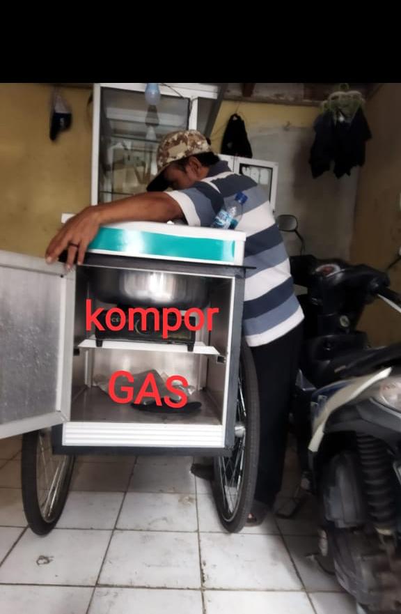 Gerobak PO an kakak ti0