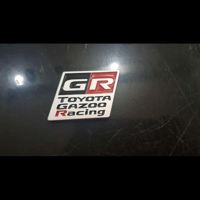 Embleem/Logo Mobil GR Sport + Leem perekat/Tulisan GR sport