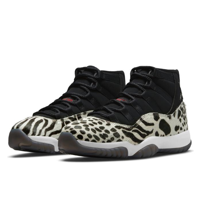 Sepatu Nike Air Jordan 11 Retro Black Women's Original