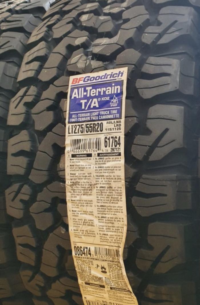 ban mobil bfgoodrich 275 55 20 AT KO2 275/55 r20 list hitam 275/55r20