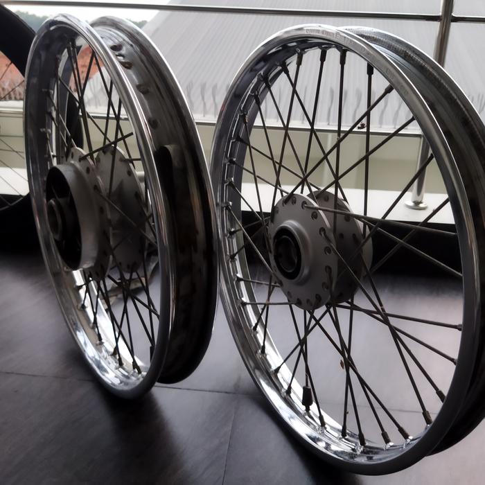 velg set original yamaha tiara s
