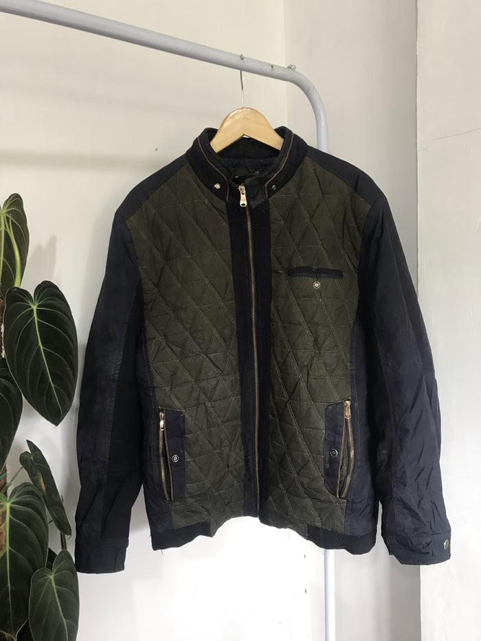 Thrift shop jaket vintage