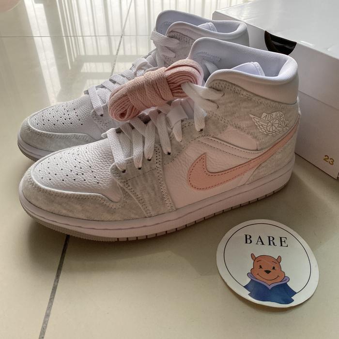 Air Jordan 1 Mid SE Light Iron Ore WMNS