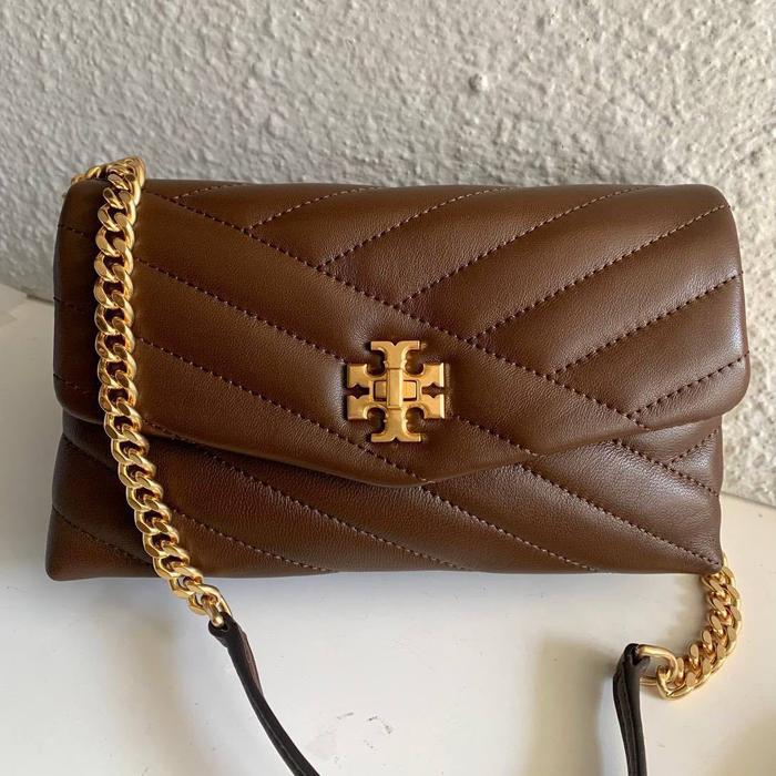 Ready TB Kira Chevron Chain Wallet Color Fudge Rolled Brass