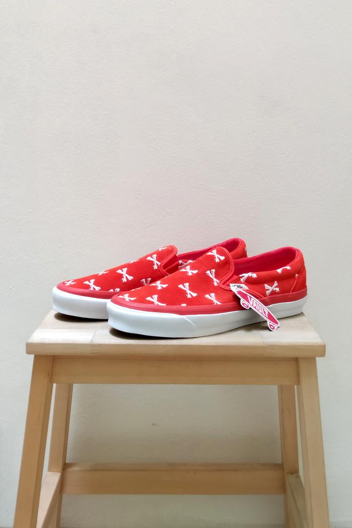 Vans Vault X WTAPS Classic Slip On OG LX "Orange Bones" VN0A45JKK09