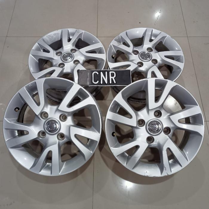 velg mobil bekas livina ring 15