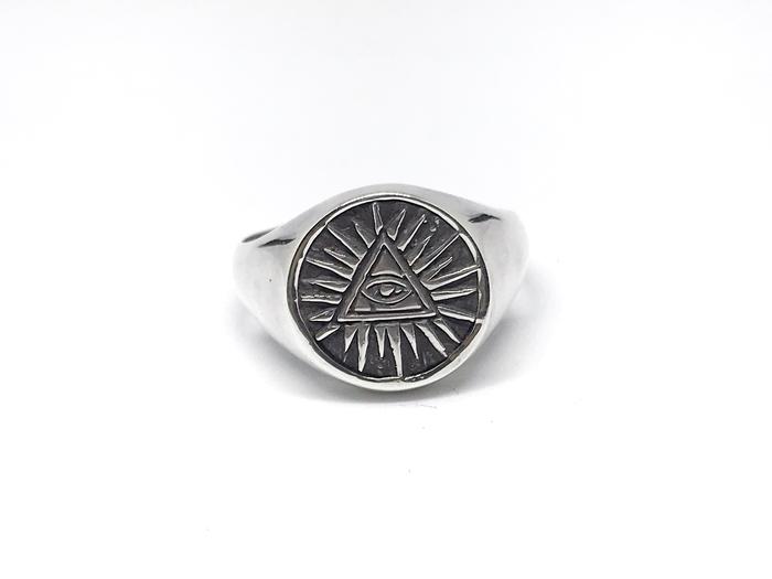 Cincin Perak Pria Motif Illuminati
