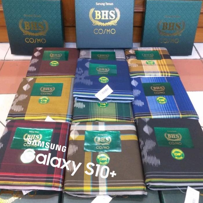 Sarung Bhs Cosmo polos warna Bahan katun semi sutra