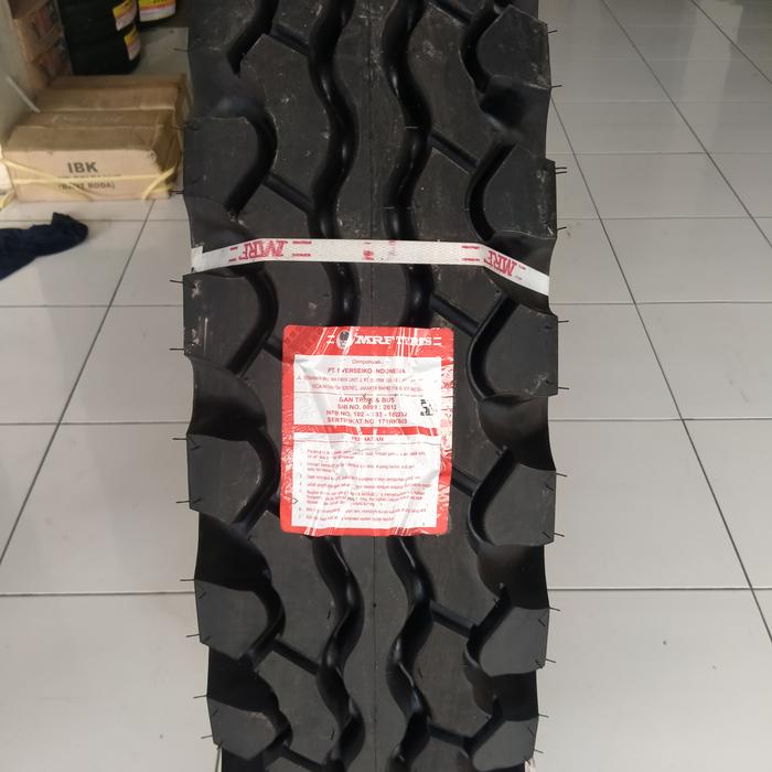 Ban Set Truk MRF M77 1000 R20