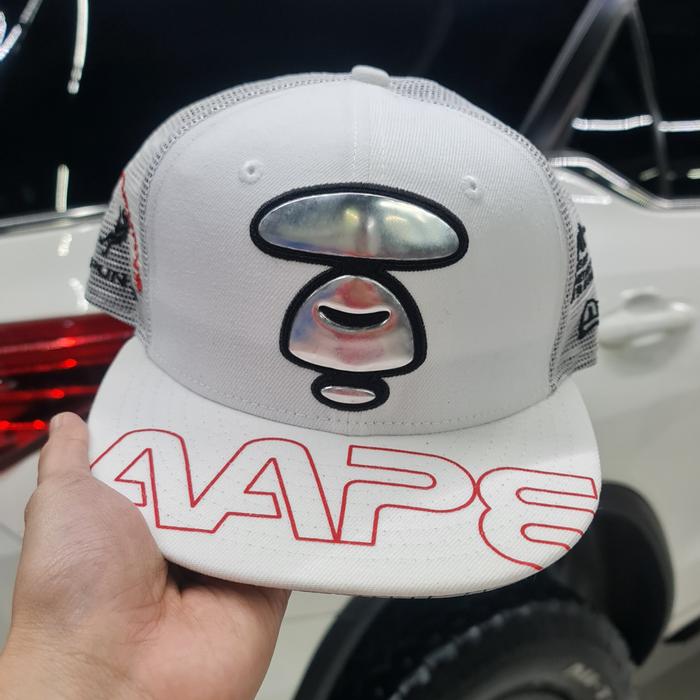 Topi New Era X AAPE Big Logo Trucker