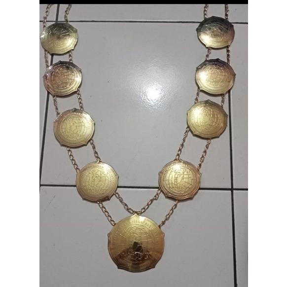 kalung gordon kuningan wisuda
