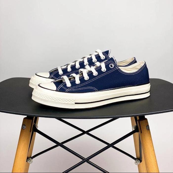 Converse low obsidian