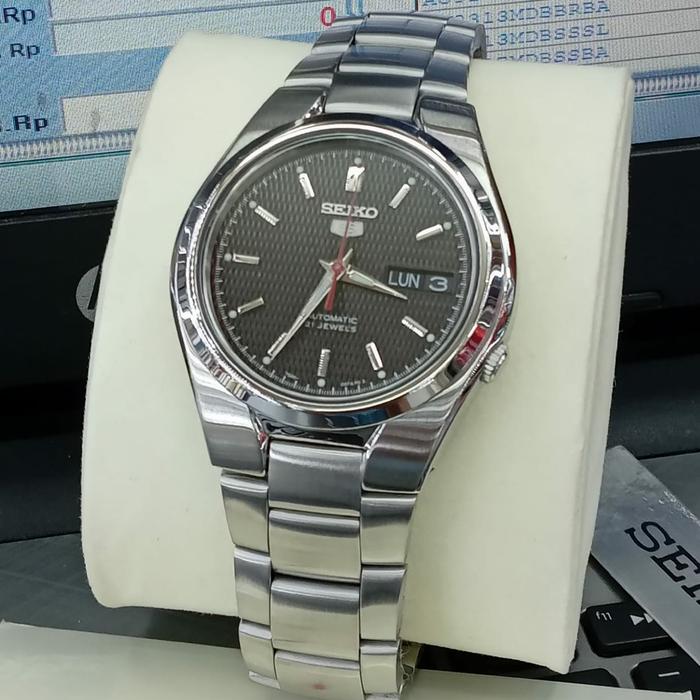 Jam Tangan Pria Seiko SNK607K1 Original Garansi Resmi 1 Tahun