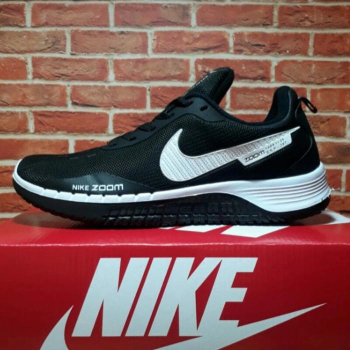 Nike - Sepatu Olahraga Nike pria Tenis Badminton Shoes Sneakers