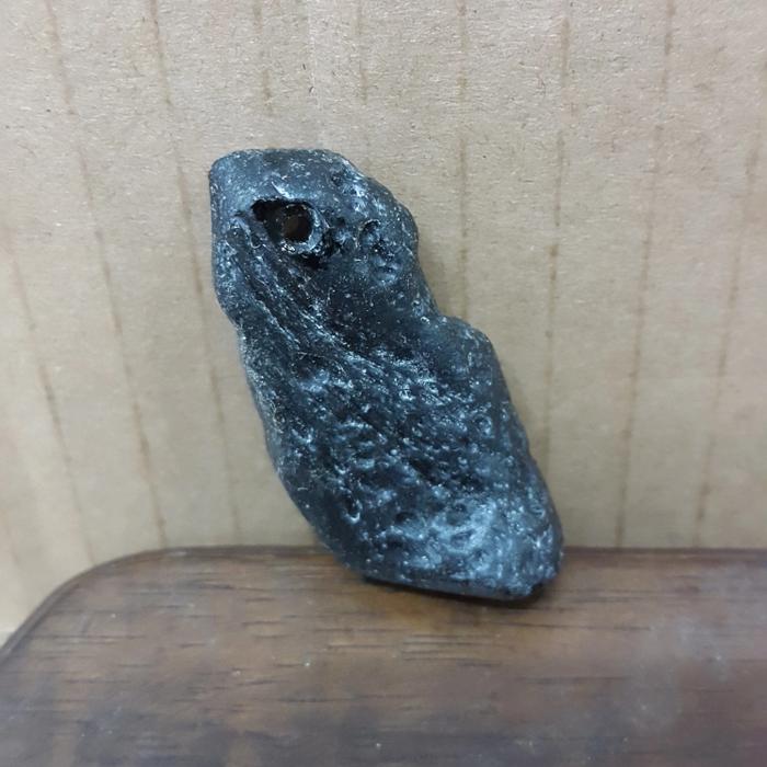 Liontin Batu Satam Langka Alami 13 G.