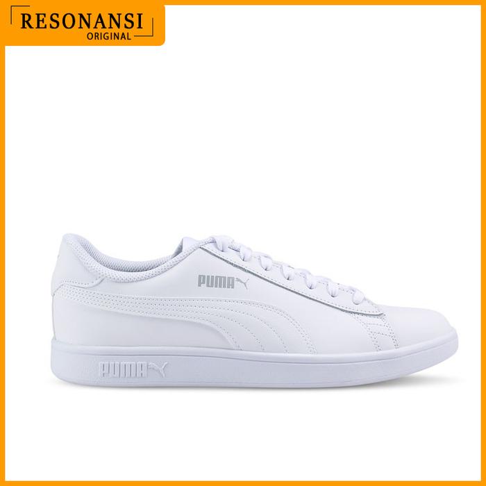 SEPATU PRIA TERBARU ORIGINAL PUMA SNEAKERS SMASH V2 LEATHERS PUTIH