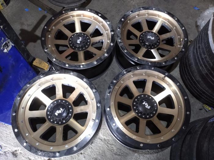 Velg Mobil Second Fortuner Ring 20 Hole Lubang Baut Pcd 6 Tipe RH