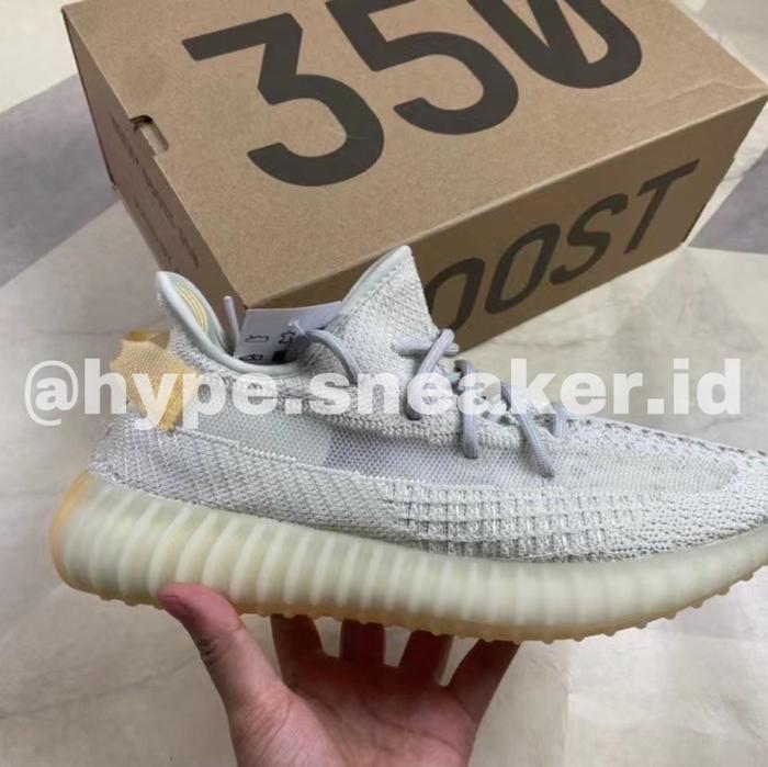 Adidas Yeezy Boost 350 V2 Light