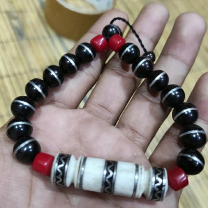 Gelang cemeti ali tanduk