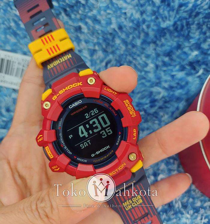 Casio G-Shock FC Barcelona GBD-100BAR-4DR / GBD100BAR-4