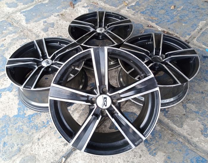Velg Mobil Seken Only Murah Racing Ar-Evolution Ring 18 Pcd 4x100