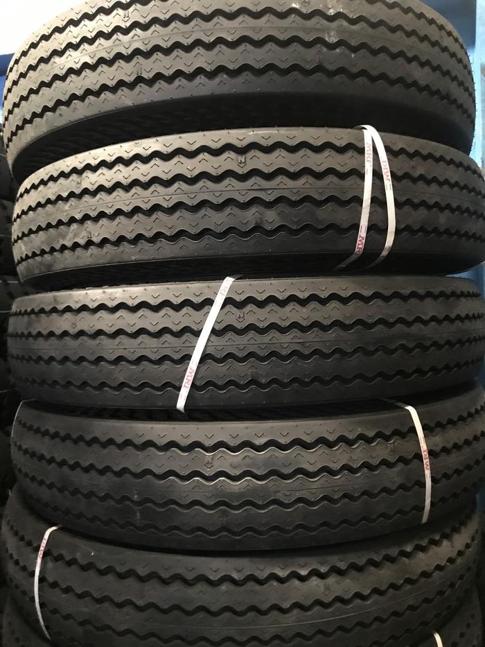 Ban Truk 10.00 - 20 MRF Musclemiller