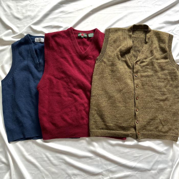 Vest Rompi Top Atasan Rajut Kerah Knit Thrift Preloved Second Korea