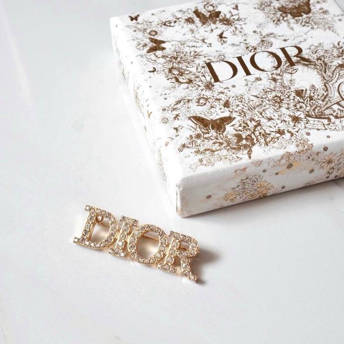 Original - Dior CD Logo Swarovski Diamond Bros Brooch Pearl