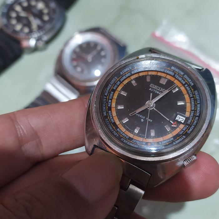 seiko worldTime orange edition