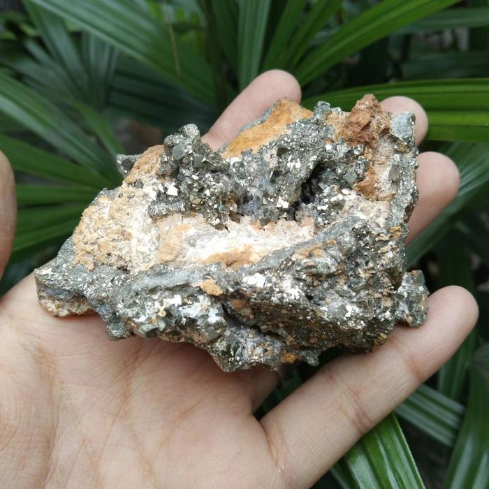 195gr Mineral Secondary Pyrite Bongkahan - Mineral Collection