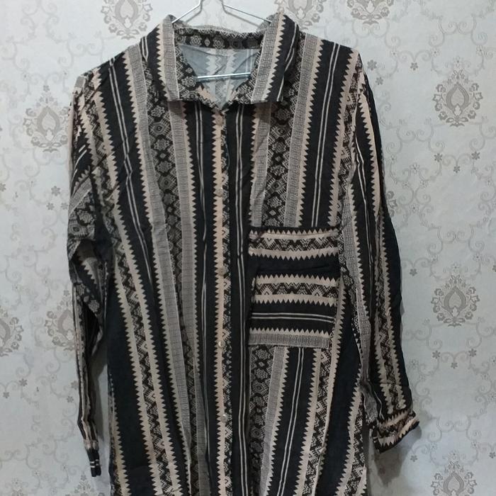 Tunik Motif Etnik