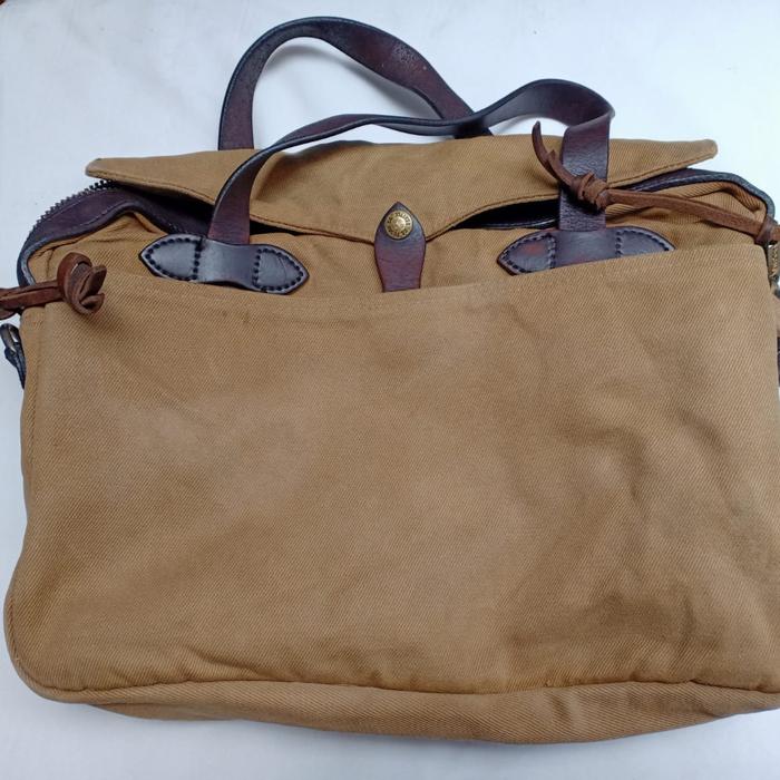 Filson Briefcase 256