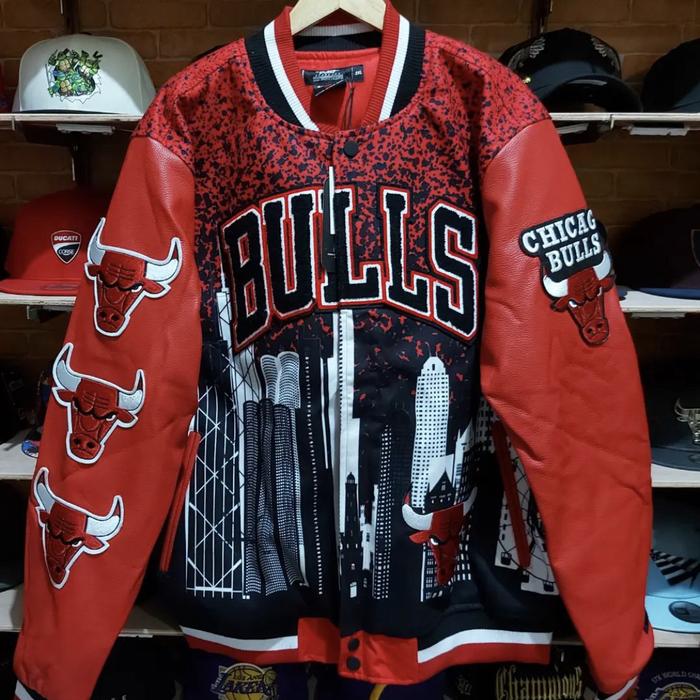 JAKET BARSITY PRO STANDART CHICAGO BULLS LEATHER