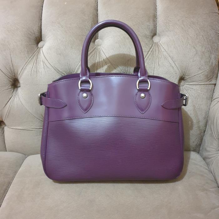 like new .authentic.tas wanita .tote bag louis vuitton .lv .ungu