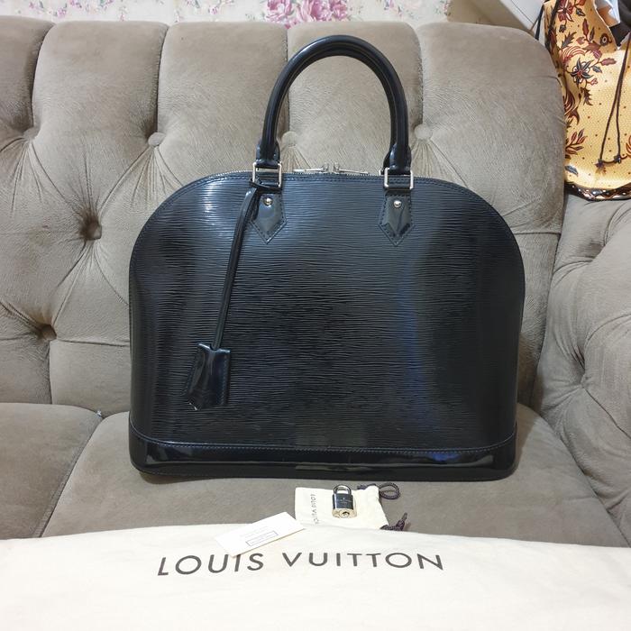 like new .authentic tas wanita .tote bag louis vuitton .lv alma hitam
