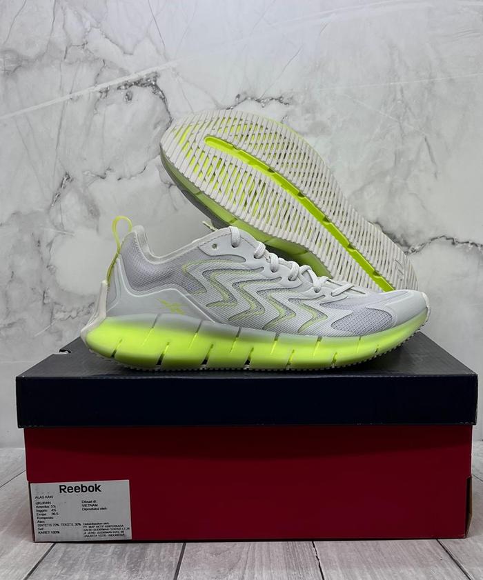 Sepatu Wanita Reebok ZIG KINETICA Original FX9364