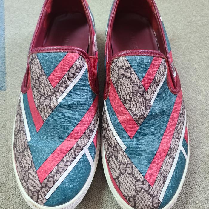Gucci big logo