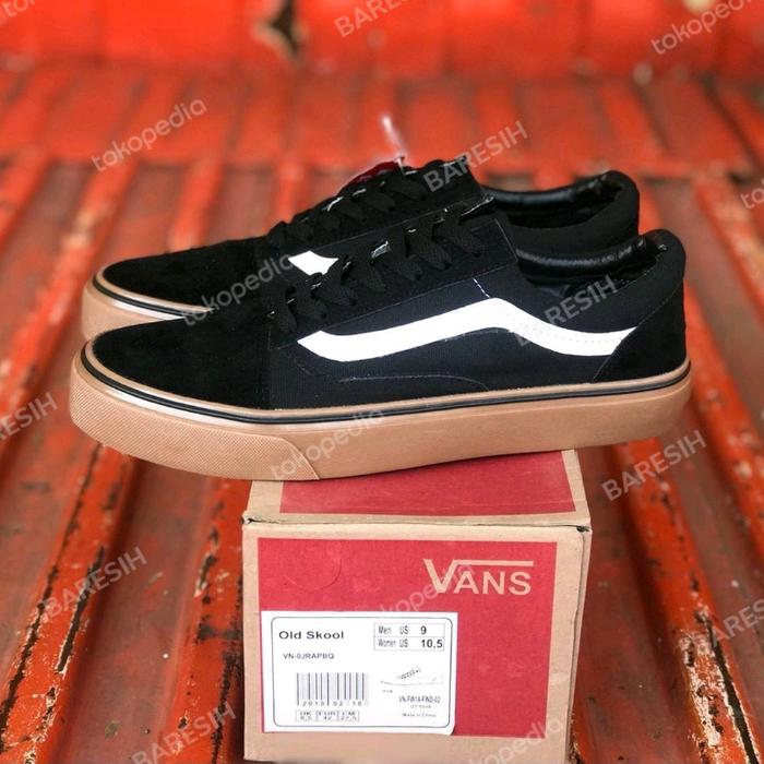 SEPATU VANS OS BLACK GUM WAFFLE DT