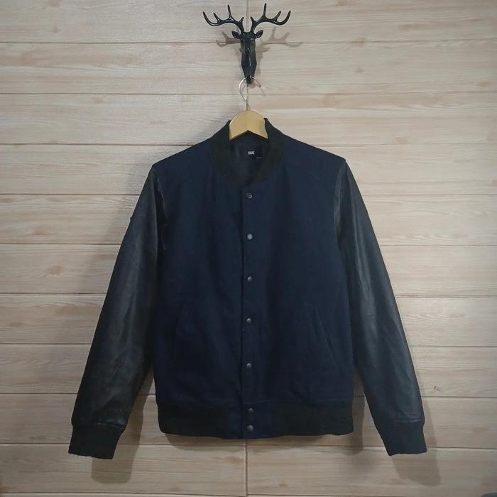 Jaket Varsity Jacket Hare Size M P68 x L55