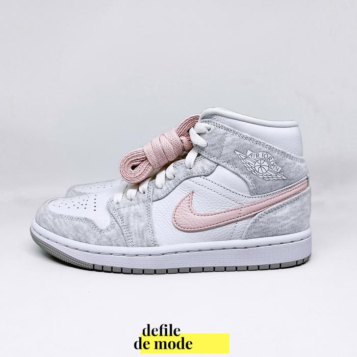 AIR JORDAN 1 MID SE LIGHT IRON ORE (W)