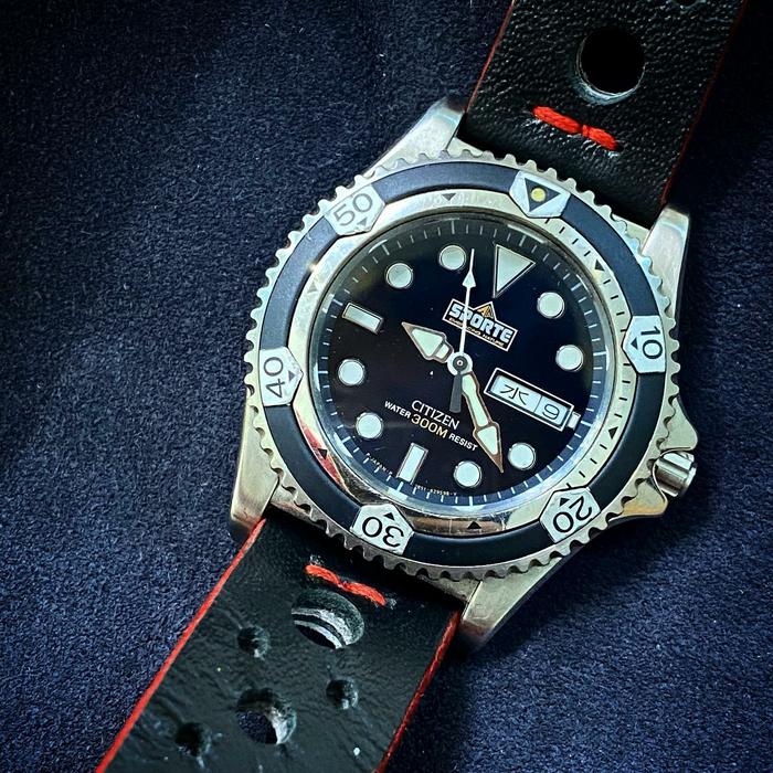 Jam tangan Citizen Sporte Diver 300m Cal. 2854 quartz