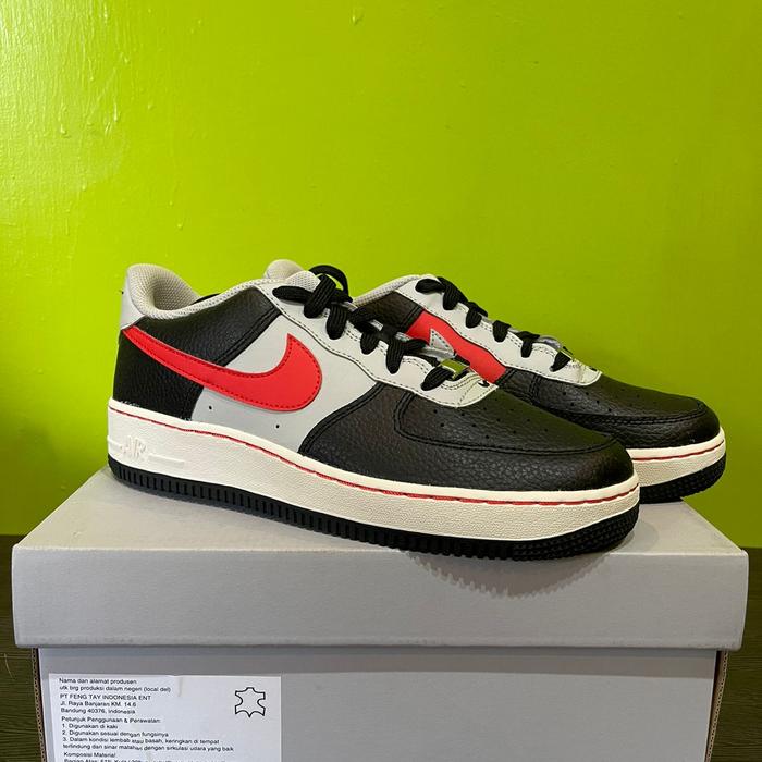 NIKE AIR FORCE 1 LOW EMB 75