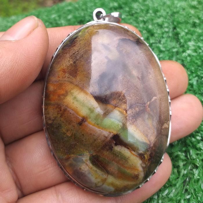 Kalung Batu Garut Jumbo Arsir Hijau Alami Dim- 57x42 Liontin Titanium