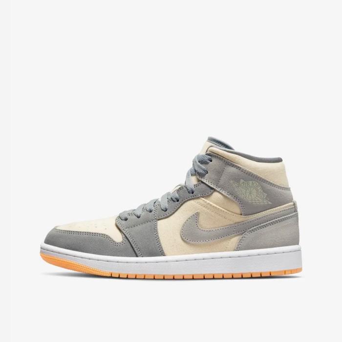 AIR JORDAN 1 MID SE COCONUT MILK PARTICLE GREY
