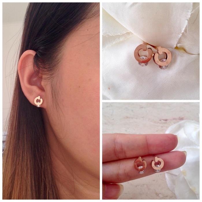 Anting swaroski premium titanium