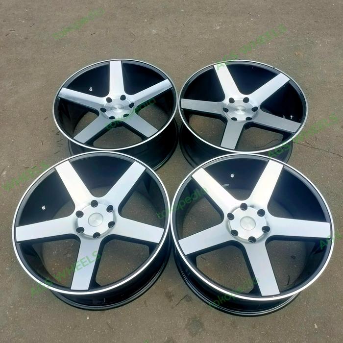 VELG VOSSEN CV3 RING 22 SPECK PAJERO FORTUNER