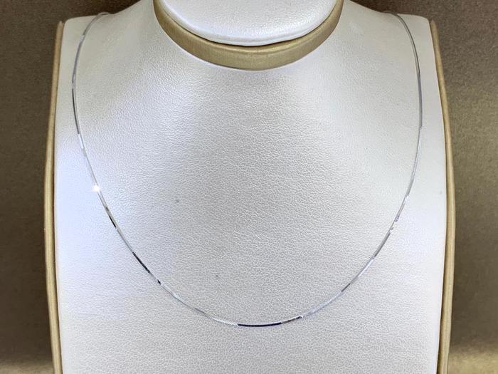 KALUNG EMAS HWT 750 KKE0435